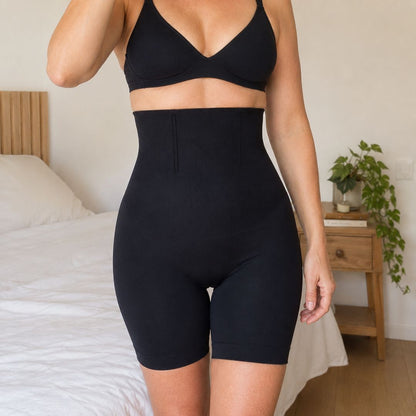 Livéa Shaping-Shorts Schwarz – Gesamtansicht